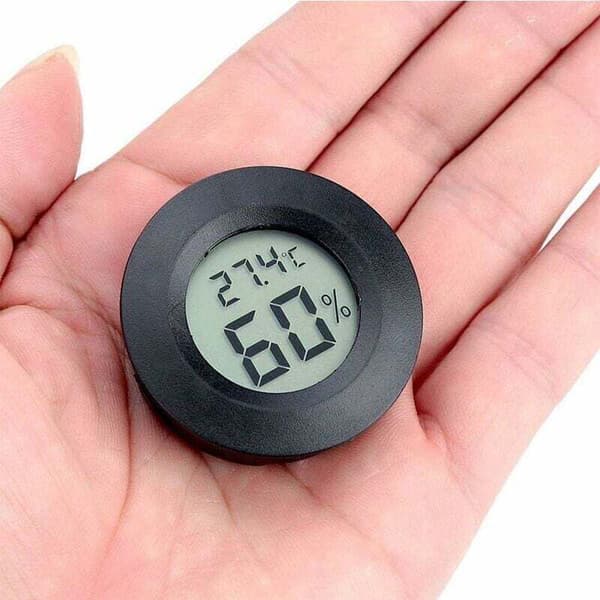 Bærbart 4,5 cm sort digitalt termometer hygrometer – LCD-skærm til indendørs/udendørs brug, batterier inkluderet