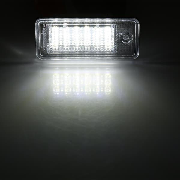 Høj lysstyrke 18 LED nummerpladelys til Audi A3 S3 A4 S4 B6 B7 A6 C6 (sort)