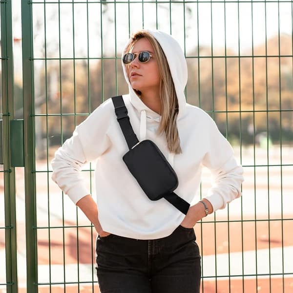 Bumbag til kvinder – Trendy bæltetaske til vandreture, løb, shopping og rejser – Sort