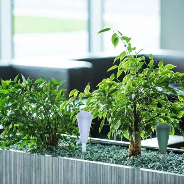 Sett med 4 vanningskuler i plast for planter, automatisk vanningssystem for innendørsplanter