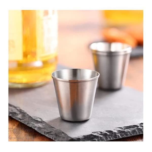 Shotglas i rustfrit stål, 8 stk. 30 ml shotglas i rustfrit stål, stålkrus, 2 læderposer