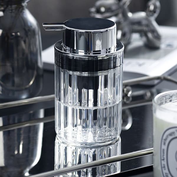Set med 2 press-on skummande flaskor - transparent silver - plast