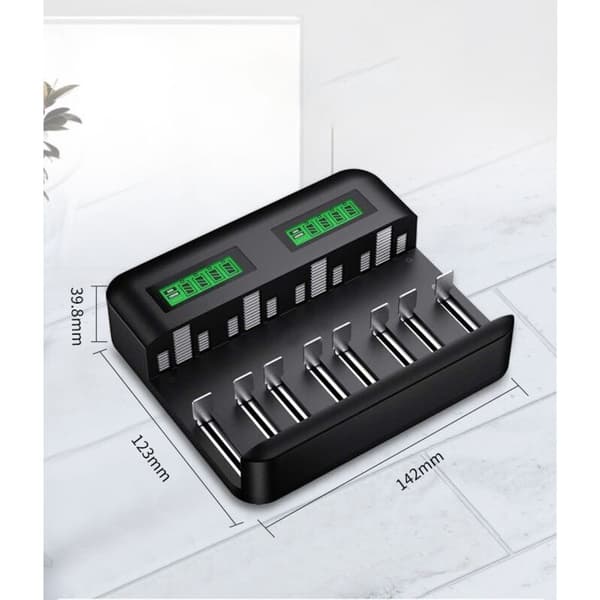 Universal LCD-batteriladdare – Laddare för AA/HR6, AAA/HR3, C/HR14, D/HR20 – Typ C/Micro USB-ingång – 8 oberoende platser