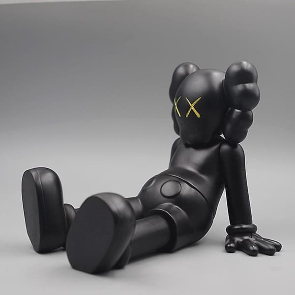 Kaws Model Legetøj med siddende position PVC Tegneseriefigur Samlerdukke Bilinteriør Sort Black