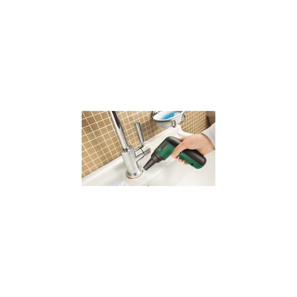 Bosch UniversalBrush akkupuhdistusharja (sisäänrakennettu akku, 4 puhdistustarviketta)