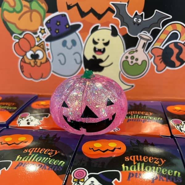 Ny rolig pumpahuvud Squishy-leksak för Halloween, stressavlastningsleksak, studsande Halloween-dekorationspresent blå OPP-förpackning