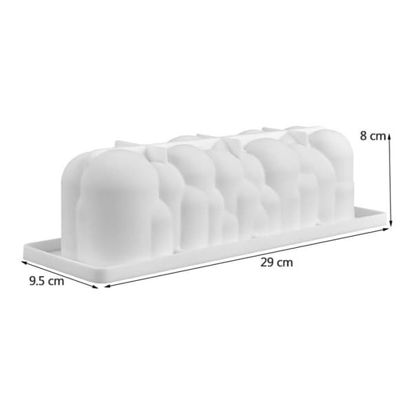 Håndlavet hvid rektangulær silikoneform til skyformet boblemousse kage.