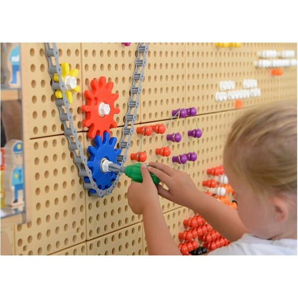 MASTERKIDZ tillbehörssats: sortiment av stift, skruvar och verktyg (352 delar).