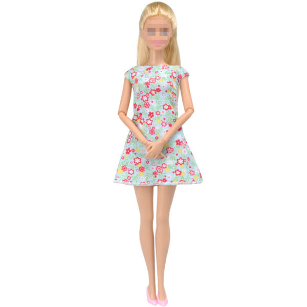 5 kpl Barbie-vaatteet Asusteet Nuken häämekko Prinsessamekko iltapuku 5 tyyliä (vain vaatteet)