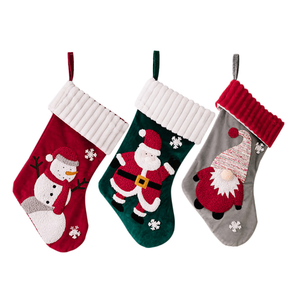 3 pakke julestrømper julenissen, snømann, reinsdyr, filtapplikasjon, julegaver, godteriposer, juletrepynt
