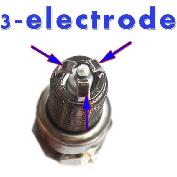 A7TC A7TJC Tändstift med 3 elektroder Ersättning för GY6 50cc 70cc 90cc 110cc 125cc Moped Scooter ATV Quad
