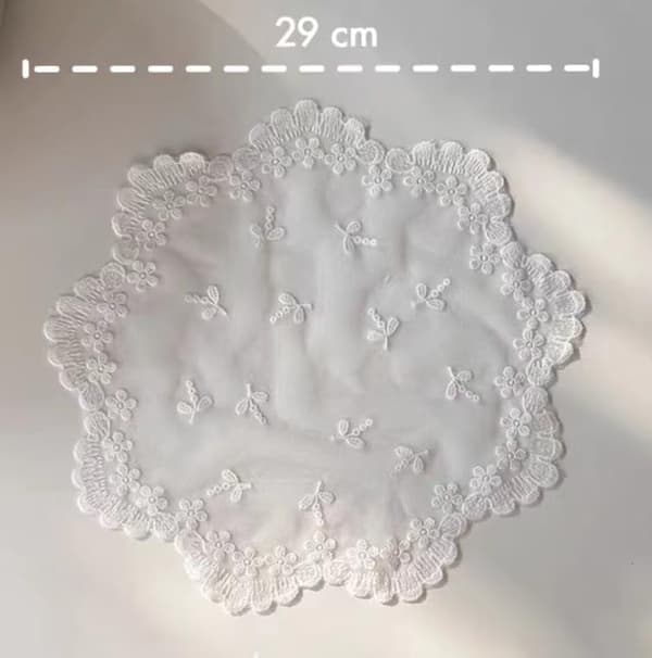 Runde blondebrikker 2 stk bløde blondebordmåtter franskbroderede bordmåtter underlag (hvid, DIAMETER 29CM)