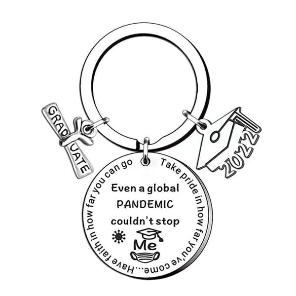 Examenspresent 2022 \"Inte ens en global PANDEMI kunde stoppa\"