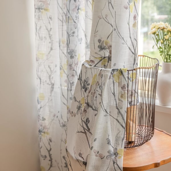 Gula Blommor Halvtransparenta Gardiner Linne Textur för Vardagsrum 213 cm Långa 2 Paneler Stångficka Tryck Svart Grå Löv Ljus