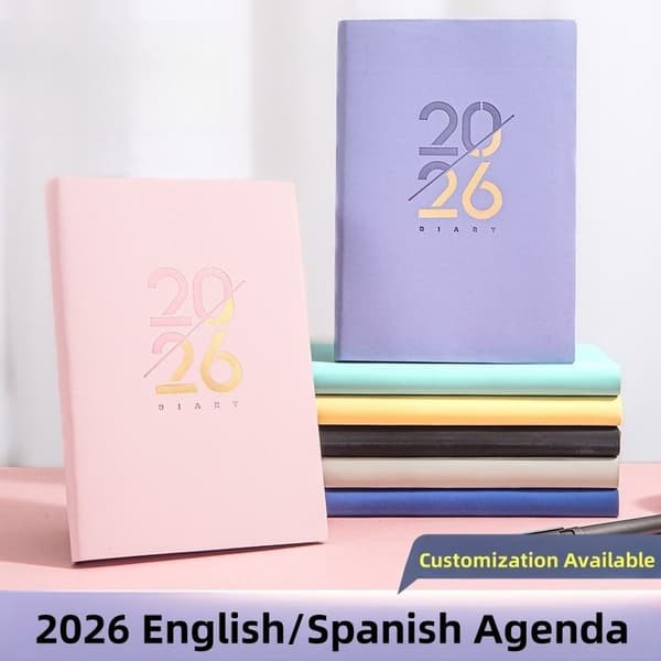 A5-planlegger, 2026-kalender, engelsk planlegger, 156 sider, én side per dag, gullfolieomslag (lilla)