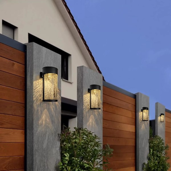 2-pack Spräckligt Glas Solcellsvägglampor Staketlampa Utomhus Trädgård Vattentät SMD LED för Uteplats Däck Grind Gård Dekoration Varmvit
