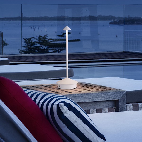 Trådløse bordlamper, oppladbar LED berøringslampe, bærbar batteridrevet skrivebordslampe, dimbar nattlampe, minimalistisk design white
