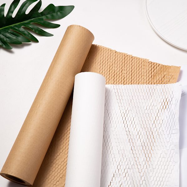 50m38cm Kraft Honeycomb Emballage Papirrulle, Miljøvenlig Honeycomb Emballage Papirrulle til Beskyttelse, Gaveindpakning og Skrøbelige Genstande