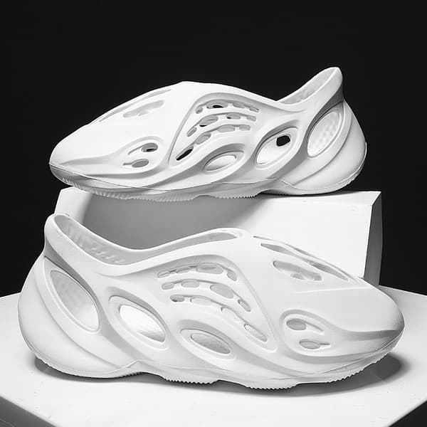 Beach Foam Runners Sandaalit Unisex White 43