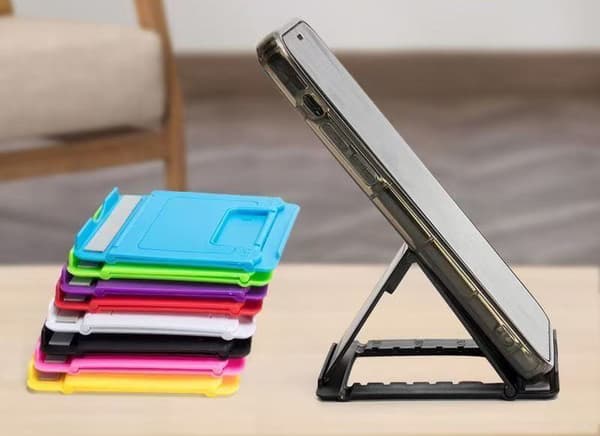 Universal foldbar plastikholder til telefon og tablet pink