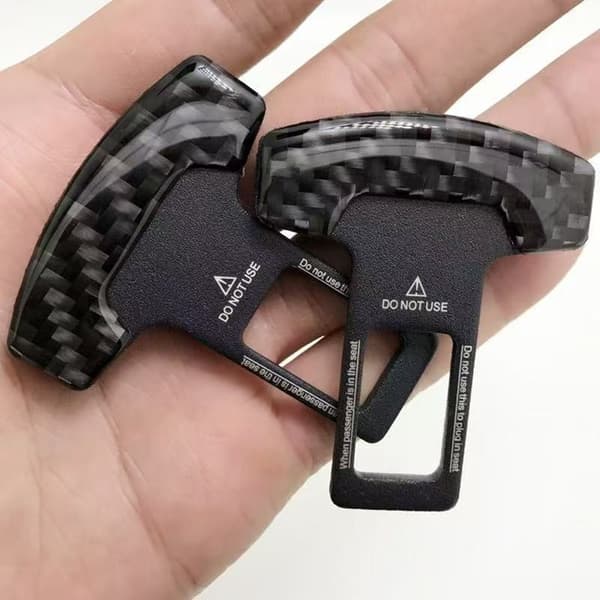 2 delar bilbältesdämpare metall bilsäkerhet för säkerhetsbältesklämmor pluggar larmstoppklämma 2pcs red