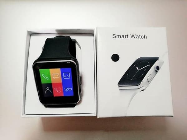 X6 Smartwatch med Kamera - Svart Svart