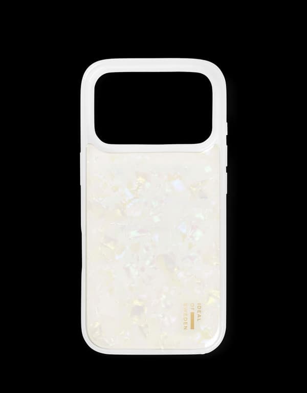 iDeal of Sweden iPhone 17 Pro Max Pearlised Case - White