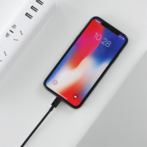 SiGN USB-A 2.0 till Lightning Kabel 2.1A, 1m - Svart Svart