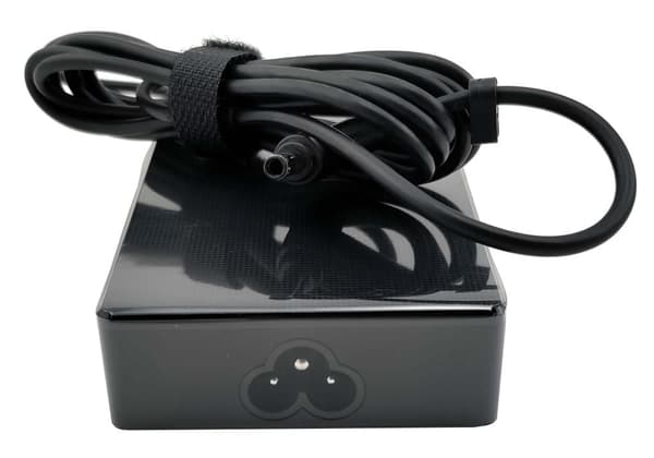 ASUS AC Adapter 120W / 20V / 6A / 4.5mm / 3Pin