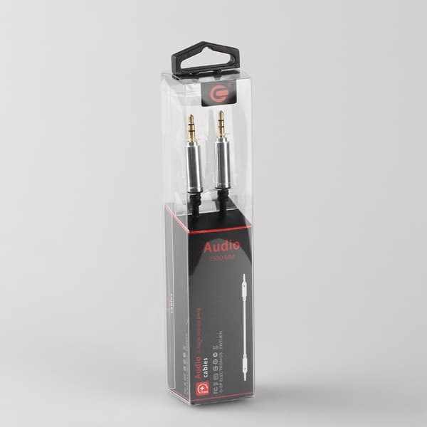 Ugreen AUX mini jack 3,5 mm hane till hane kabel, 1.5m - Svart