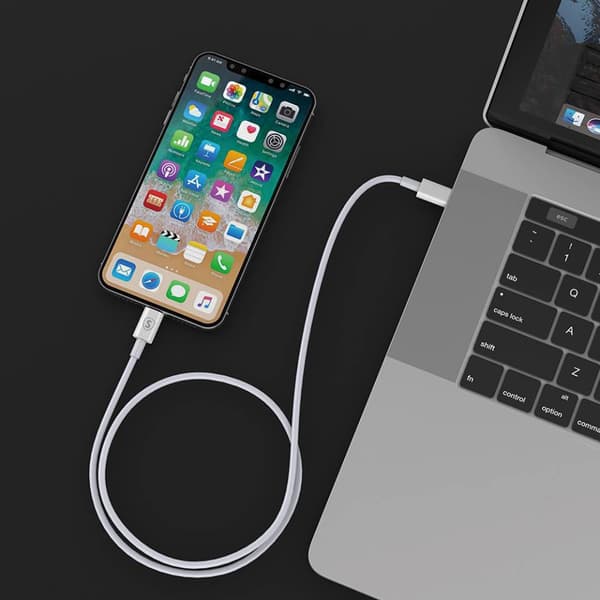 SiGN USB-C till Lightning Kabel 2.1A 2m - Vit Svart
