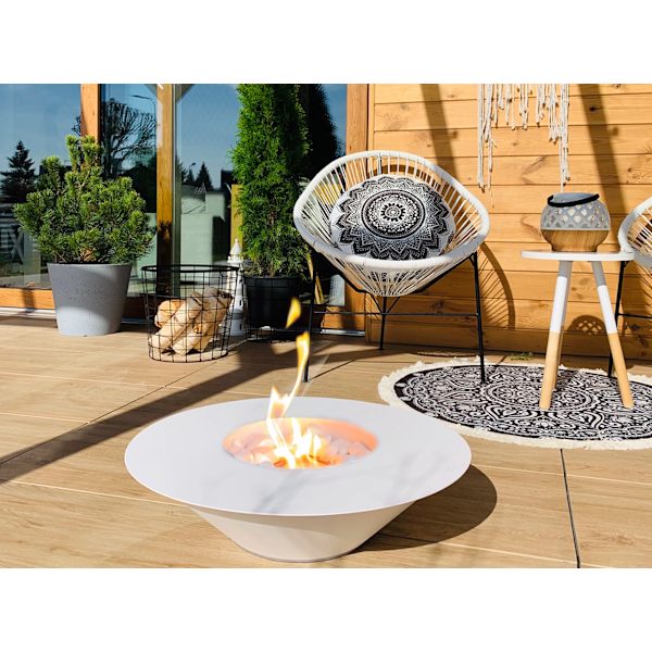 Fireplace/ Färgen vit / Miljövänlig eldstad för biobränsle / Biobränsleplats UNIVERSE / dekoration för hem och trädgård / perfekt för terrassen