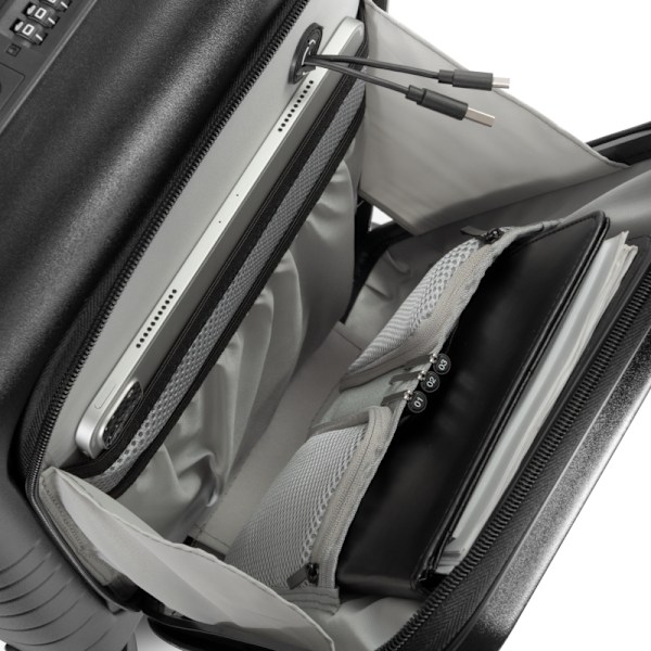 Eternitive E3 PLUS resväska / USB-C och USB-A portar / TSA kodlås / kabinväska / svart färg / 360° svängbara hjul