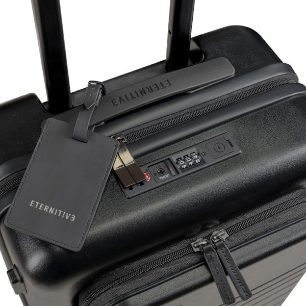 Eternitive E3 PLUS resväska / USB-C och USB-A portar / TSA kodlås / kabinväska / svart färg / 360° svängbara hjul