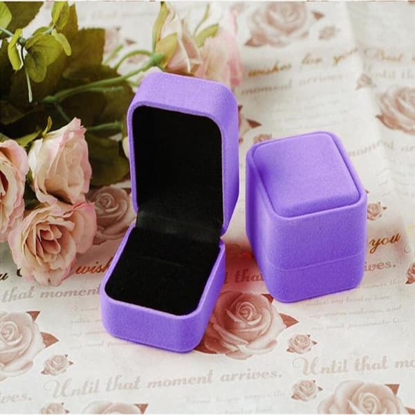 Box Ring Velvet SVART Black