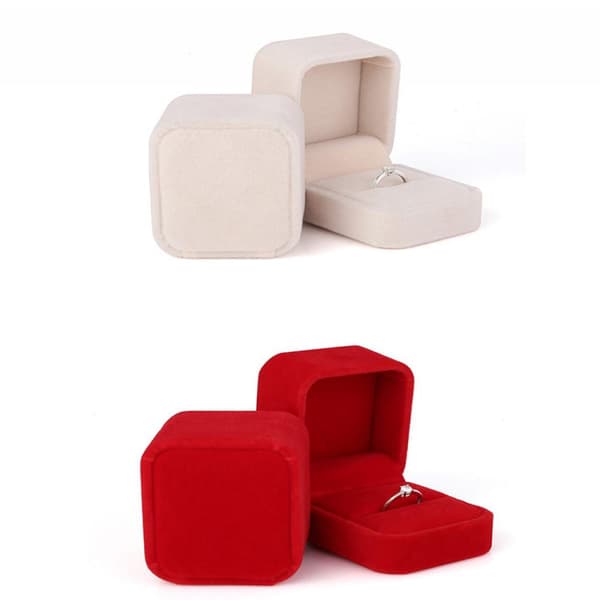 Box Ring Velvet SVART Black