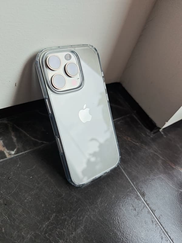 HUAHUI iPhone 16 Pro Max Mobilskal Genomskinligt Vit