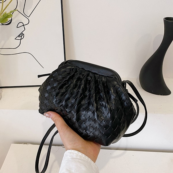 Pu vävd väska Satchel Cloud Mini läder clutchväska Svart svart