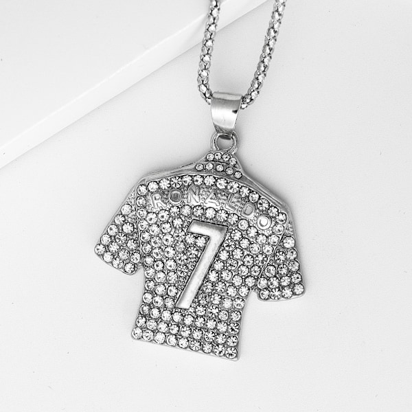 Hip hop personlighet trend fotbollsfan Ronaldo VM No.7 halsband mångsidigt titanstål hänge halsband Bicolor