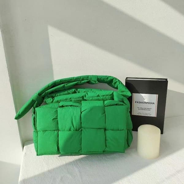 Puffervävd Väska Dam Vadderade Designer Crossbody Väskor Vävd Handväska Dun Axelväskor Black