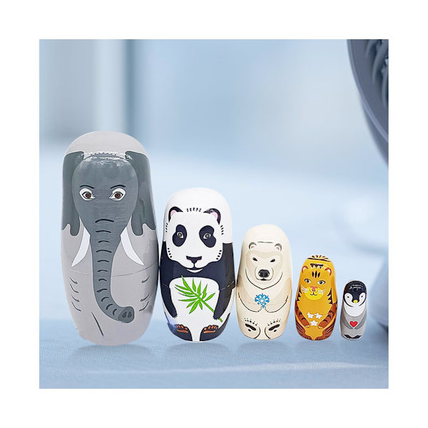 5 st Matryoshka-dockor med tecknade motiv