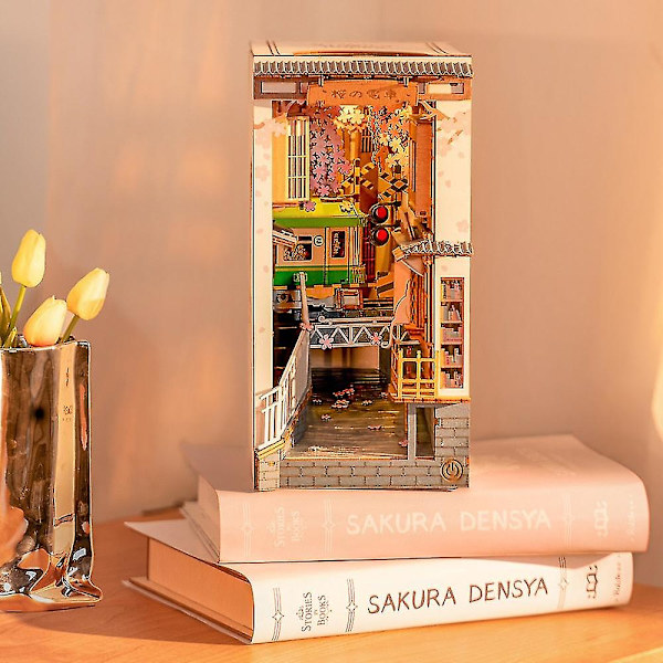 Robotime Rolife DIY Bogreol Japansk Sakura Densya I Books Series Træ Miniaturehus Med Møbler Dukkehuse Sæt Legetøj Jb Tgb01 sakura densya