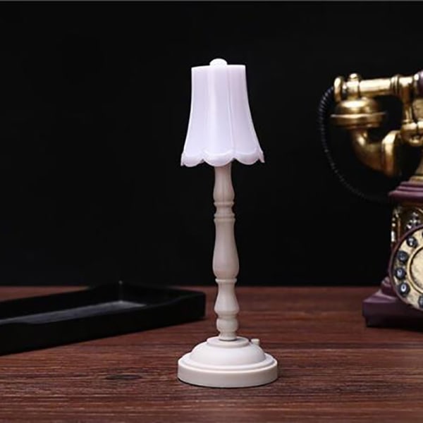 1:12 Dollhouse Miniature Golvlampa LED Light Dollhouse Furnitu White