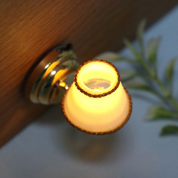 1:12 Dockhus Miniatyr Vägglampa LED Lampa Bordslampa Sovrum