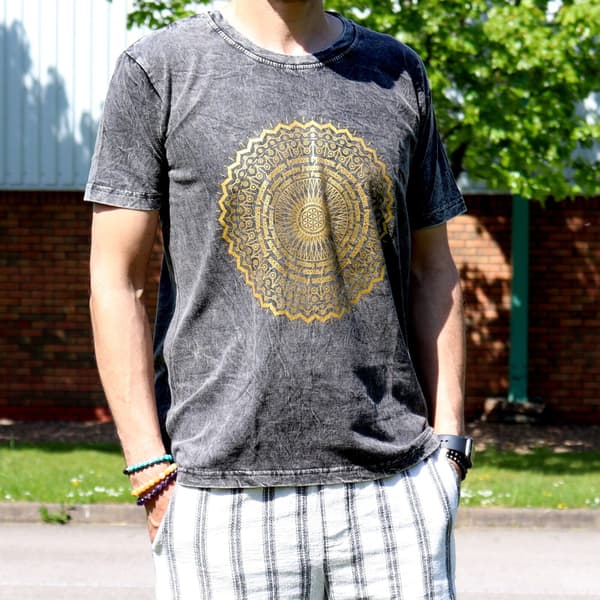 Stentvättad T-shirt (M) - Mandala - Mörkgrå