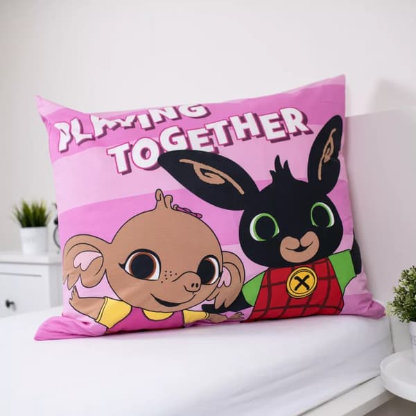 Bing Playing Together påslakanset 140×200 cm, 70×90 cm