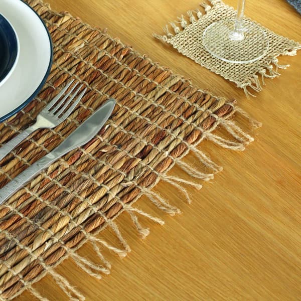 Tallriksunderlägg av Vattenhyacint - Robusta och Fransar