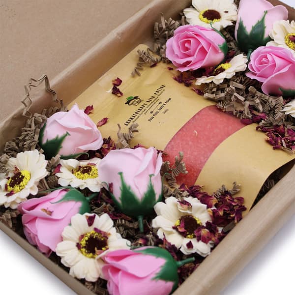 Wild Hare Set med Badsalt & Tvålblommor - Passion