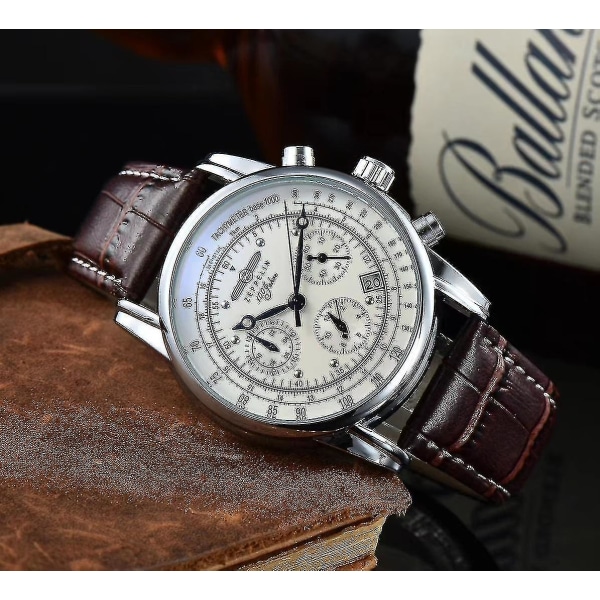 Ny Zeppelin Watch Top Vattentät Läder Business Casual Quartz Watch Herr Three Eyes Multifunction Chronograph Clock