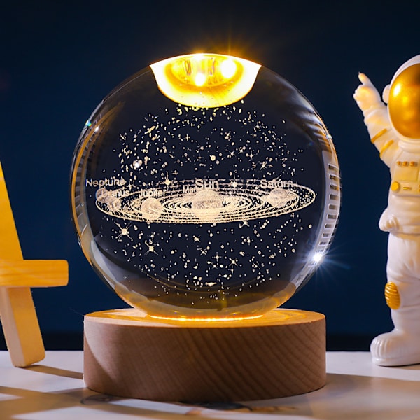 3D Kristallkula med LED-träbas, USB-driven varmvit 3D Kristallkula Nattljus Plug in för Heminredning, för Barn och Vuxna